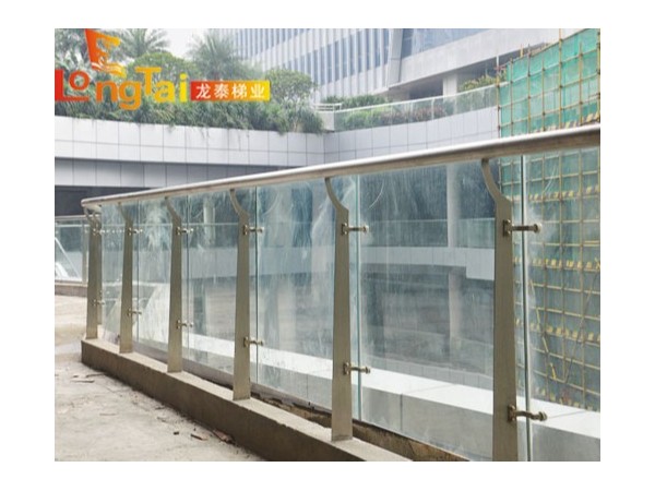 清潔與維護不銹鋼立柱的常識